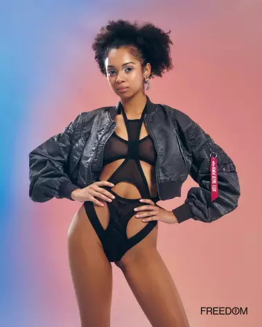 Body Mercuris Noir Obsessive en maille transparente avec découpes élégantes-3