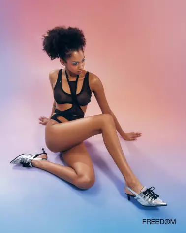 Body Mercuris Noir Obsessive en maille transparente avec découpes élégantes-5