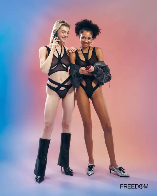 Guêpière corset noir Mercuris Obsessive avec design géométrique et détails raffinés-3