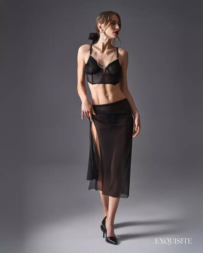 Guêpière noire Aurorium Obsessive avec baleines verticales et maille transparente-4