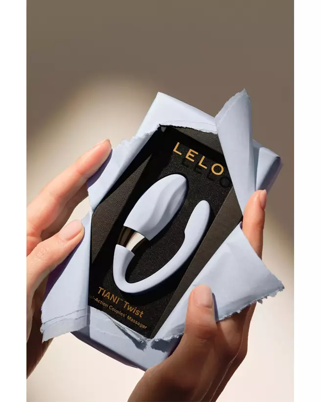 Image du sextoy LELO TIANI TWIST BLEU pour couple, design ergonomique et waterproof-6