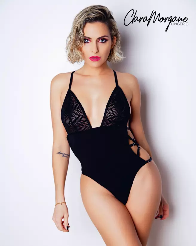 Image de la lingerie Le Numéro I par Clara Morgane, élégance et confort-1