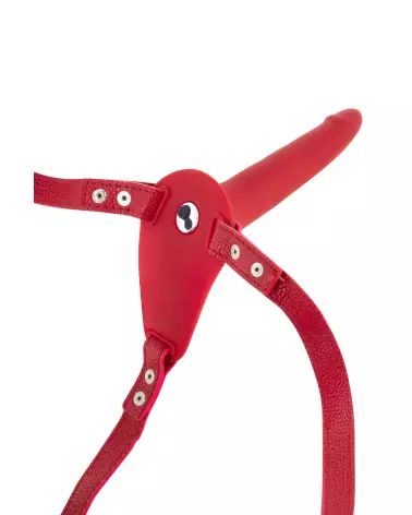 Image du Simple Strap-On Vibrant Red de FETISH TENTATION-4