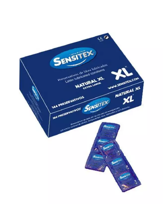Image des préservatifs Sensitex XL 144, protection et confort grande taille-1