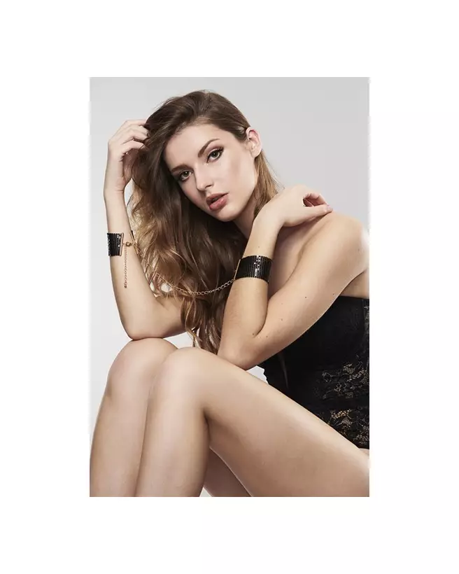 Menottes Bracelets Noir Bijoux Indiscrets pour jeux érotiques et bondage soft-1