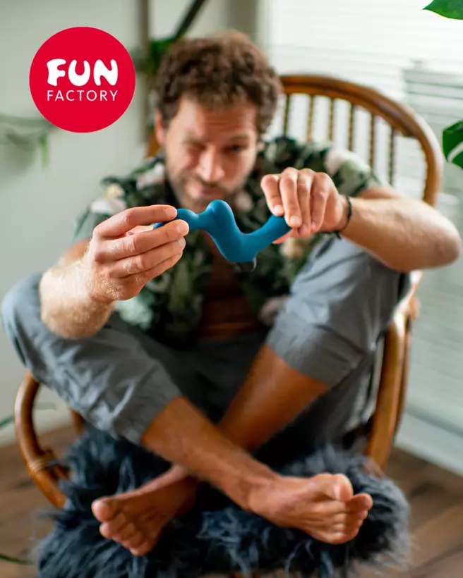 Image du stimulateur de prostate Fun Factory Duke en action-21