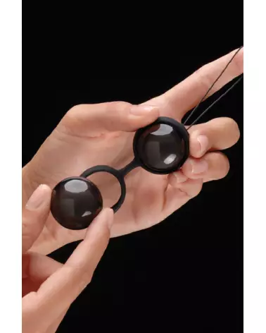image-boules-de-geisha-lelo-luna-beads-noir-2