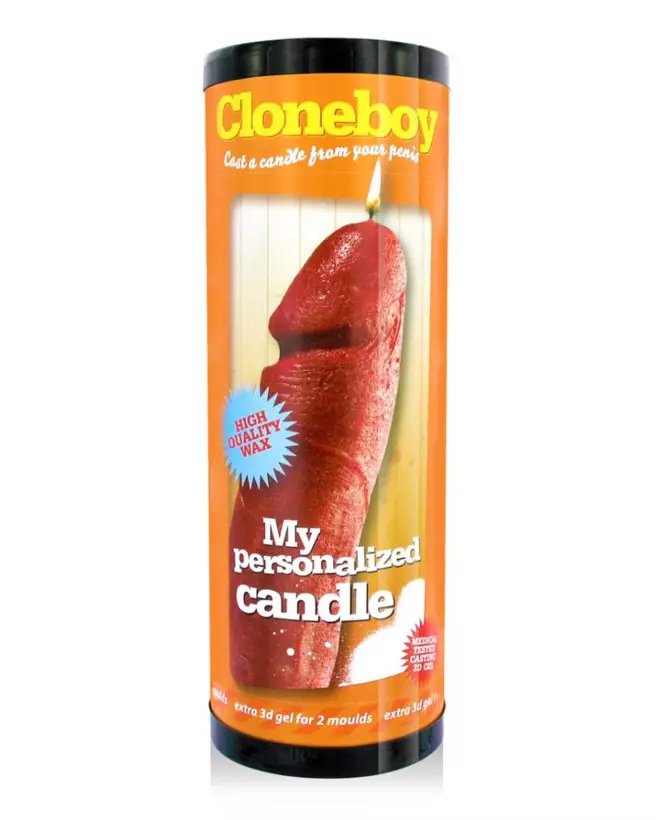 Image de la bougie personnalisée rouge CloneBoy, parfait pour cadeaux humoristiques-1