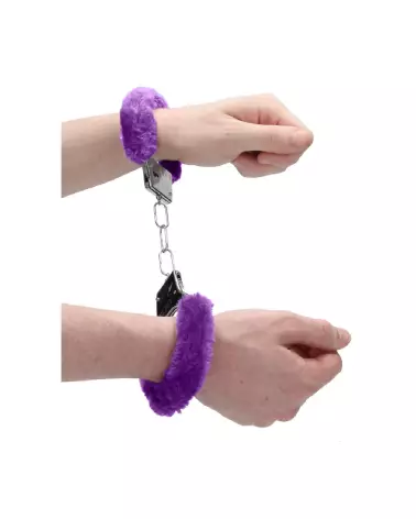 Menottes en fourrure pour débutants Ouch! by Shots, idéales pour bondage doux-7