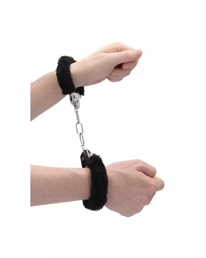 Image des Menottes Fourrées Pleasure Handcuffs Furry par Ouch! by Shots-7
