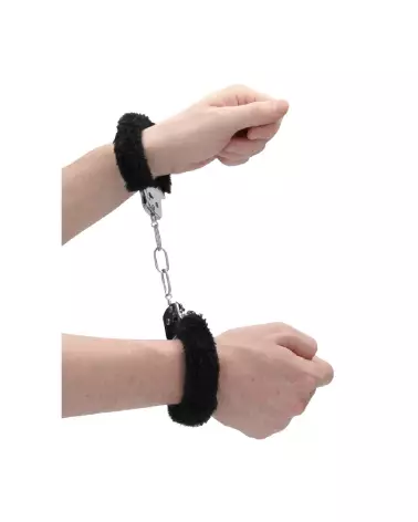 Image des Menottes Fourrées Pleasure Handcuffs Furry par Ouch! by Shots-7