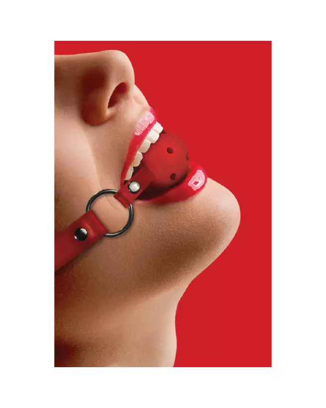 Photo du Ball Gag Ouch! by Shots en action, accessoire BDSM ajustable-4