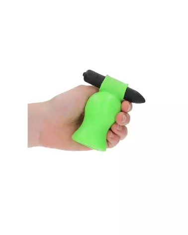 Masturbateur Vibrant Phosphorescent Ouch! by Shots en action-7