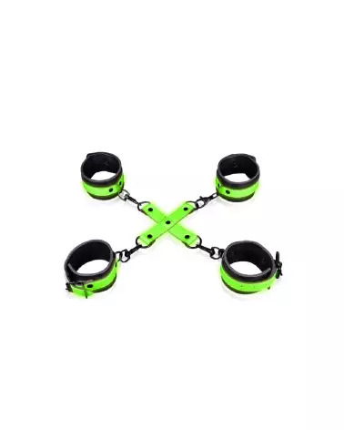 Menottes phosphorescentes Ouch! by Shots pour poignets et chevilles en action-4