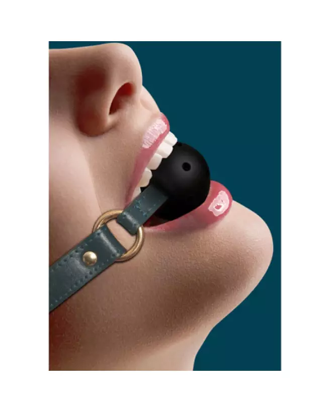 Photo du Baillon Breathable Ball Gag de Ouch! by Shots en silicone, parfait pour BDSM-1