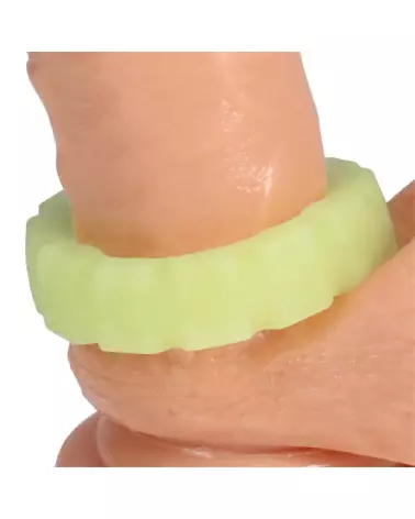 The Tire Cockring en silicone par Doc Johnson pour endurance et confort-7