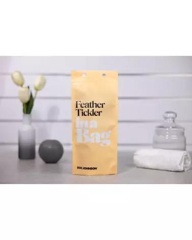 Feather Tickler de Doc Johnson pour jeux coquins et sensuels-6