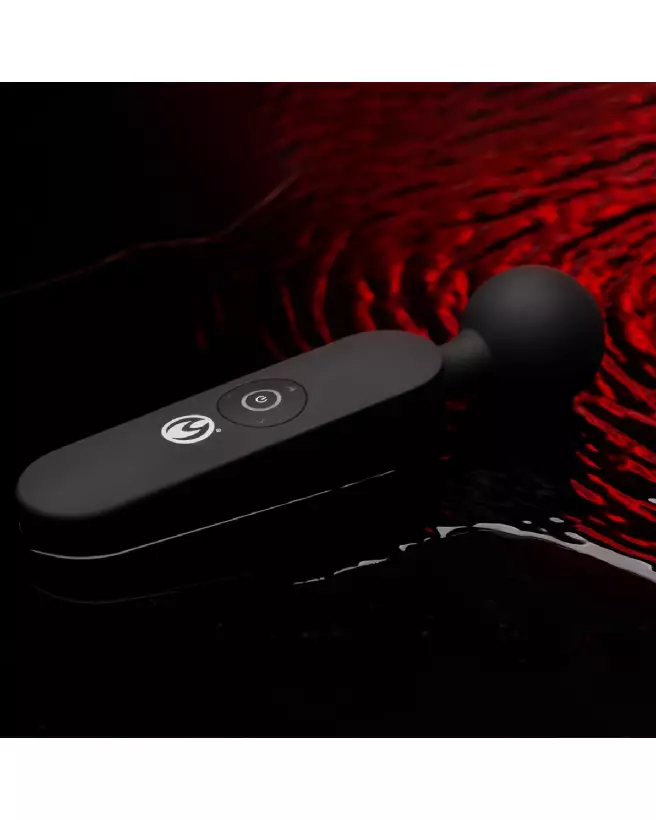 Image du Thunder Wand Massager chauffant en silicone par XR Brands-5