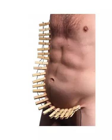 Image de Firecracker 24 Clothespin Body Chain par XR Brands pour stimulation des tétons et clitoris-5
