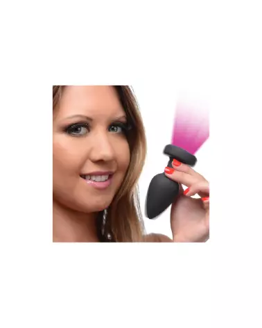 Photo du Silicone Vibrating LED Plug Medium par XR Brands, plug anal vibrant avec LED-6