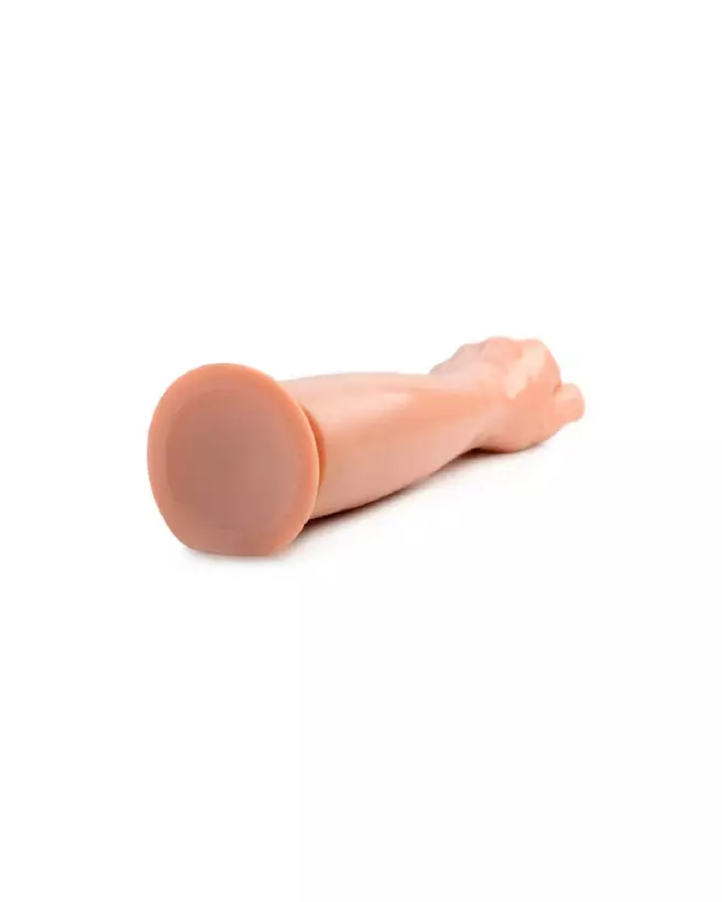 Image du Fisto Clenched Fist Dildo XXL par XR Brands, sextoy grand format pour stimulation avancée-5