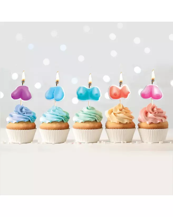 Image des bougies Dirty Boob de Little Genie pour EVJF, idéal pour fêtes et célébrations humoristiques-1