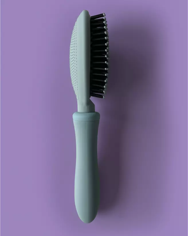 Brosse en silicone médicale mauve VIBRALISS, double moteur pour massage