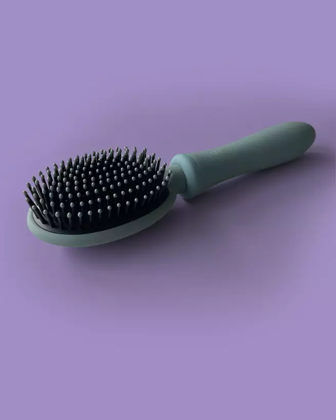 Brosse vibrante étanche VIBRALISS mauve pour soins capillaires et détente