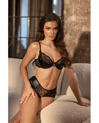 Photo de l'ensemble de lingerie Charm noir par Beauty Night, élégance et confort-10