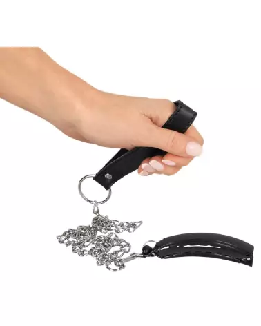 Image de la pince clitoris BK avec laisse par Bad Kitty pour stimulation-5