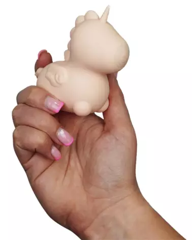 Image du stimulateur clitoridien Unihorn Heart Throb, compact et ergonomique-3