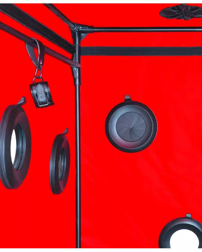 Image du meuble Scandale Black & Red par Secret Dome, design élégant et moderne-5