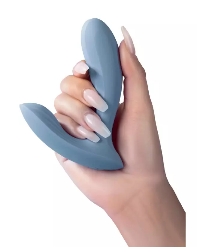 Image de la culotte vibrante Erica Blue de SVAKOM, plaisir discret et technologie avancée-5