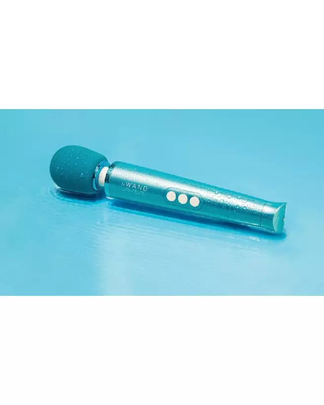 Image du Wand Dive de Le Wand, masseur puissant et élégant pour une expérience de relaxation et de plaisir intensifiés-7