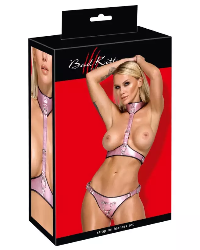 Image du BK StrapOn Set de Bad Kitty, combinaison fetish élégante et ajustable pour BDSM-1