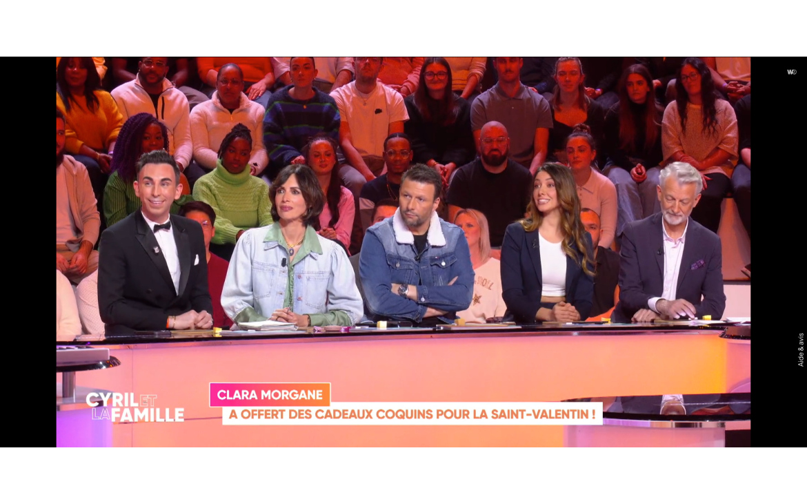 Clara Morgane surprend Cyril Hanouna avec des cadeaux coquins